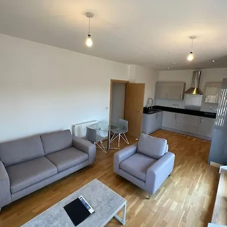 Modern 2 Bed Flat With Balcony Apartment Southend-on-Sea Exterior photo