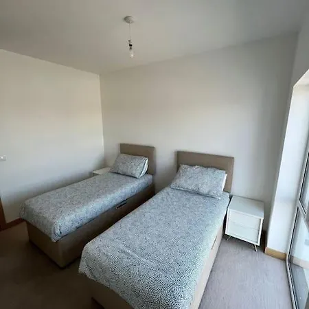 Modern 2 Bed Flat With Balcony Apartment Southend-on-Sea Exterior photo